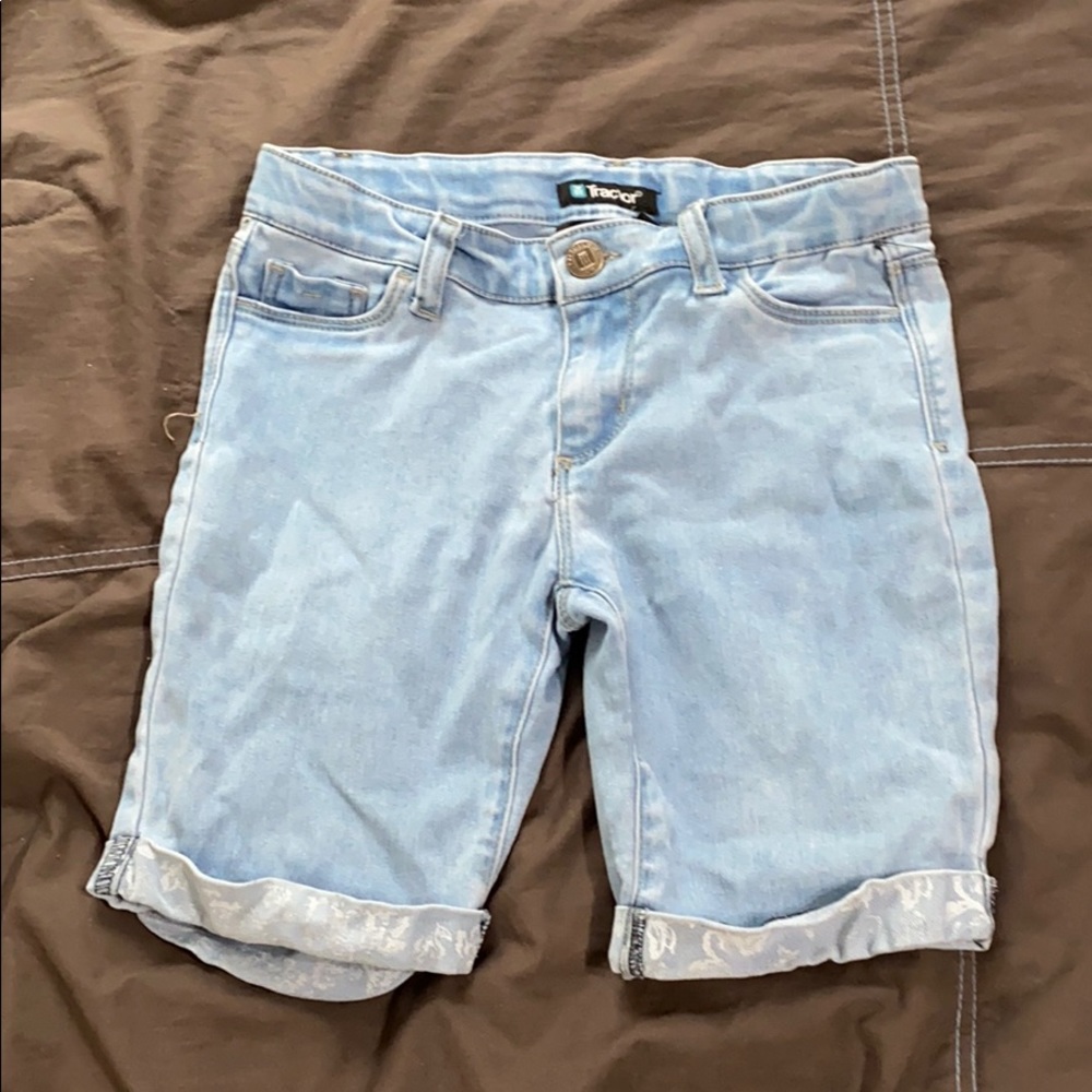Tractor jean shorts size 10